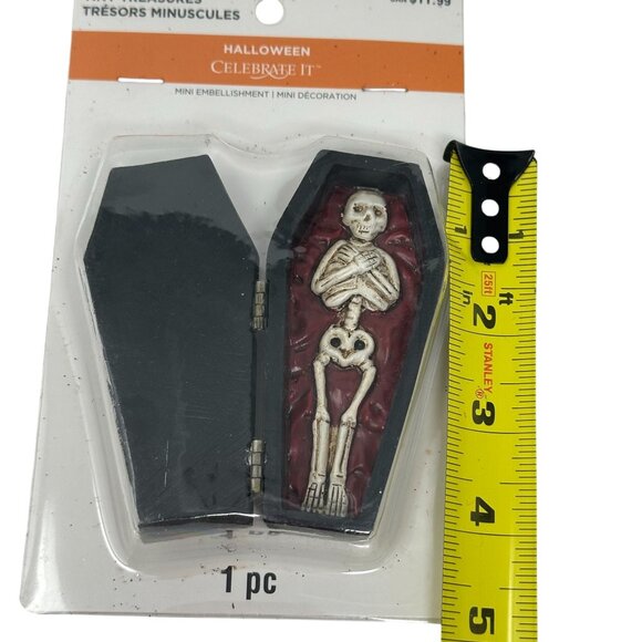 Halloween Skeletons Tombstones Miniatures Lot Celebrate It Tiny Treasures Decor - Picture 6 of 14